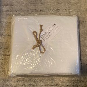 never been used or opened parachute fitted sheet size queen.